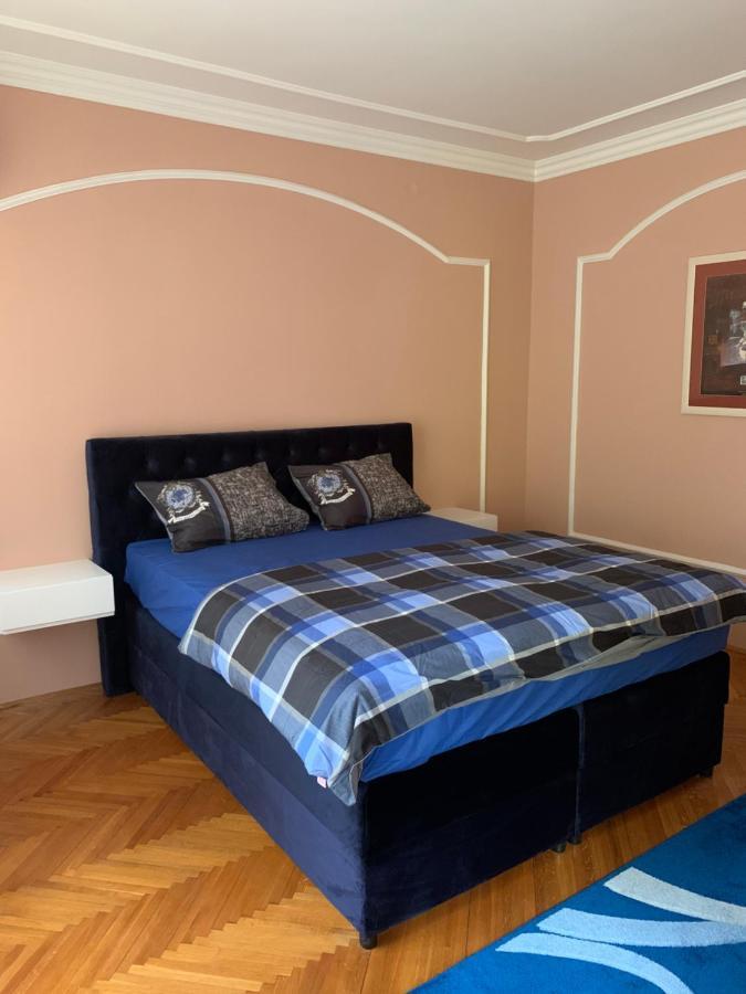 Guest house Relax And Pool Novi Sad